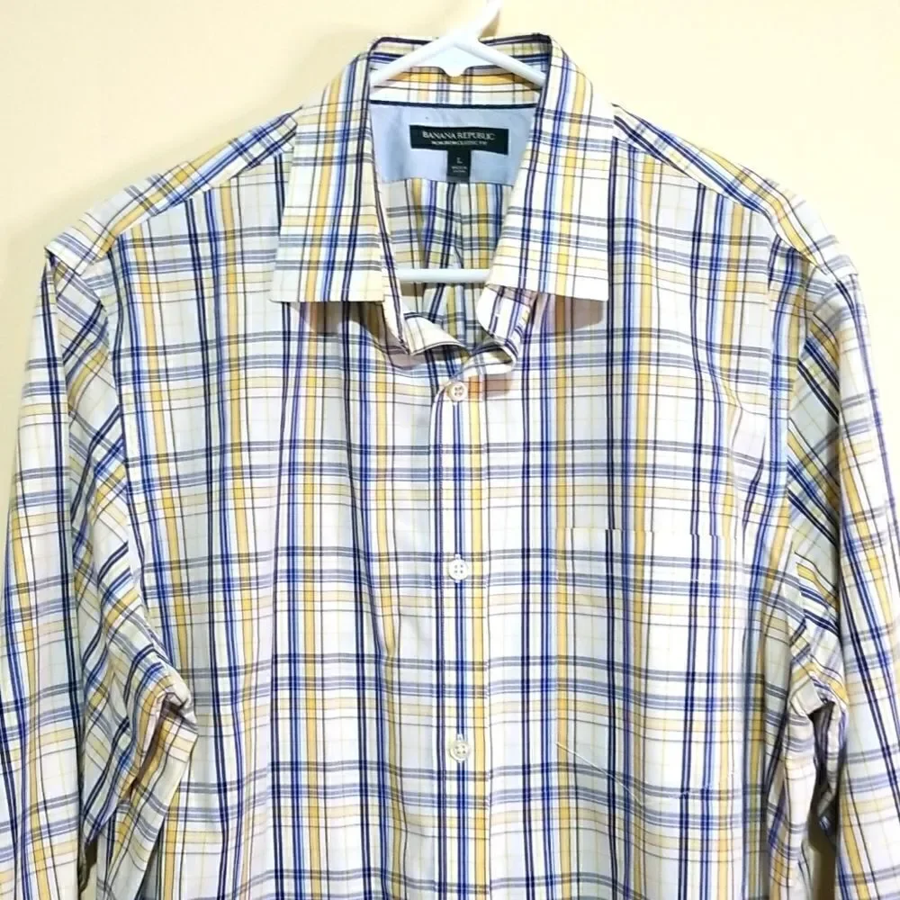 Banana Republic 2 for 1 Bundle Men's  Shirts size Large